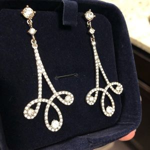 *Stunning* teardrop earrings